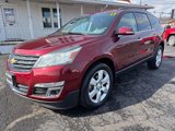 Used 2017 Chevrolet Traverse LT w/ Style and Technology Package image 3