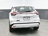 Used 2021 Nissan Kicks SV image 5