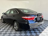 Used 2017 Toyota Camry SE image 3