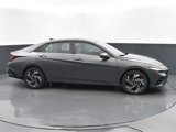 Certified 2024 Hyundai Elantra Limited image 2
