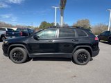 Used 2023 Jeep Cherokee Altitude Lux image 2