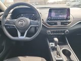Used 2023 Nissan Altima 2.5 SV image 3
