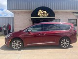 Used 2018 Chrysler Pacifica Limited w/ Advanced Safetytec Group image 2