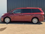 Used 2015 Toyota Sienna XLE image 2