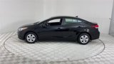 Used 2017 Kia Forte LX image 5