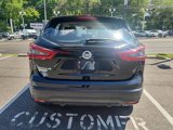 Used 2022 Nissan Rogue Sport S image 2