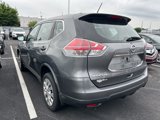 Used 2016 Nissan Rogue S image 2