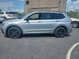 Used 2023 Volkswagen Tiguan SE R-Line image 4