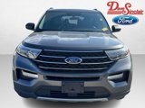 Used 2020 Ford Explorer XLT w/ Equipment Group 202A image 2