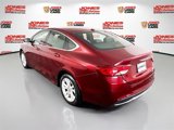 Used 2015 Chrysler 200 Limited w/ Convenience Group image 2