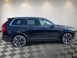 Used 2022 Volvo XC90 T6 Momentum image 2