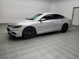 Used 2018 Chevrolet Malibu LT image 2