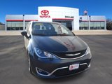 Used 2020 Chrysler Pacifica Touring w/ Cold Weather Group image 3