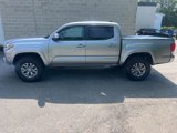 Used 2016 Toyota Tacoma SR5 image 2