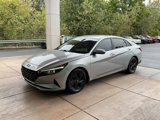 Used 2022 Hyundai Elantra SEL image 3
