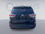 Used 2016 Toyota Highlander XLE image 5