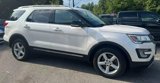 Used 2017 Ford Explorer XLT w/ Equipment Group 202A image 2
