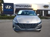Certified 2022 Hyundai Elantra SEL w/ Convenience + Premium Package image 2