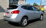 Used 2013 Nissan Rogue SV w/ Premium Pkg image 3