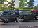 Used 2022 Chrysler Pacifica Touring-L image 4