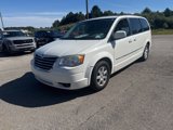 Used 2010 Chrysler Town & Country Touring image 4