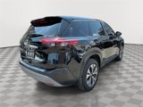 Used 2023 Nissan Rogue SV image 3