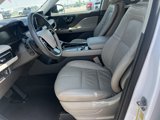 Used 2021 Lincoln Aviator Reserve w/ Equipment Group 201A image 5