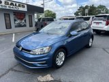 Used 2019 Volkswagen Golf S image 2