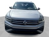 Used 2023 Volkswagen Tiguan SE image 3