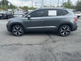 Used 2022 Volkswagen Taos SEL image 3