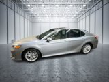 Used 2019 Toyota Camry XLE image 5