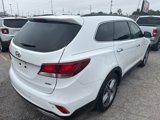Used 2017 Hyundai Santa Fe SE image 3
