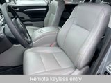 Used 2017 Toyota Highlander XLE image 6