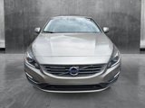 Used 2016 Volvo S60 T5 Inscription Platinum image 2