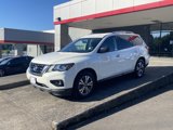 Used 2018 Nissan Pathfinder SV image 4