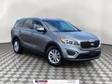 Used 2017 Kia Sorento LX w/ LX Convenience Package image 1