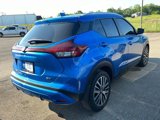 Used 2021 Nissan Kicks SV image 2