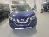 Used 2018 Nissan Rogue SV image 2