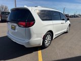 Used 2018 Chrysler Pacifica Touring-L Plus image 5
