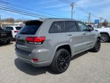 Used 2022 Jeep Grand Cherokee Laredo X image 3