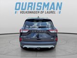 Used 2020 Ford Escape Titanium image 4