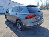 Used 2022 Volkswagen Tiguan SE w/ Panoramic Sunroof Package image 4
