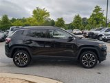 Certified 2022 Jeep Compass Limited image 3