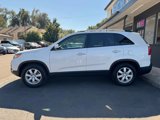 Used 2012 Kia Sorento LX w/ Convenience Pkg image 4