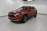 Used 2024 Chevrolet Trax LT w/ Driver Confidence Package image 2