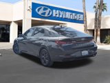 New 2022 Hyundai Elantra SEL image 2