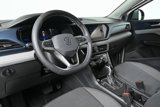 Certified 2024 Volkswagen Taos SE image 4