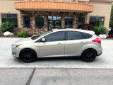Used 2016 Ford Focus SE w/ Equipment Group 201A image 2