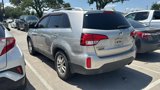 Used 2014 Kia Sorento LX image 4