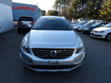 Used 2016 Volvo XC60 T5 Premier w/ Proximity Package image 2